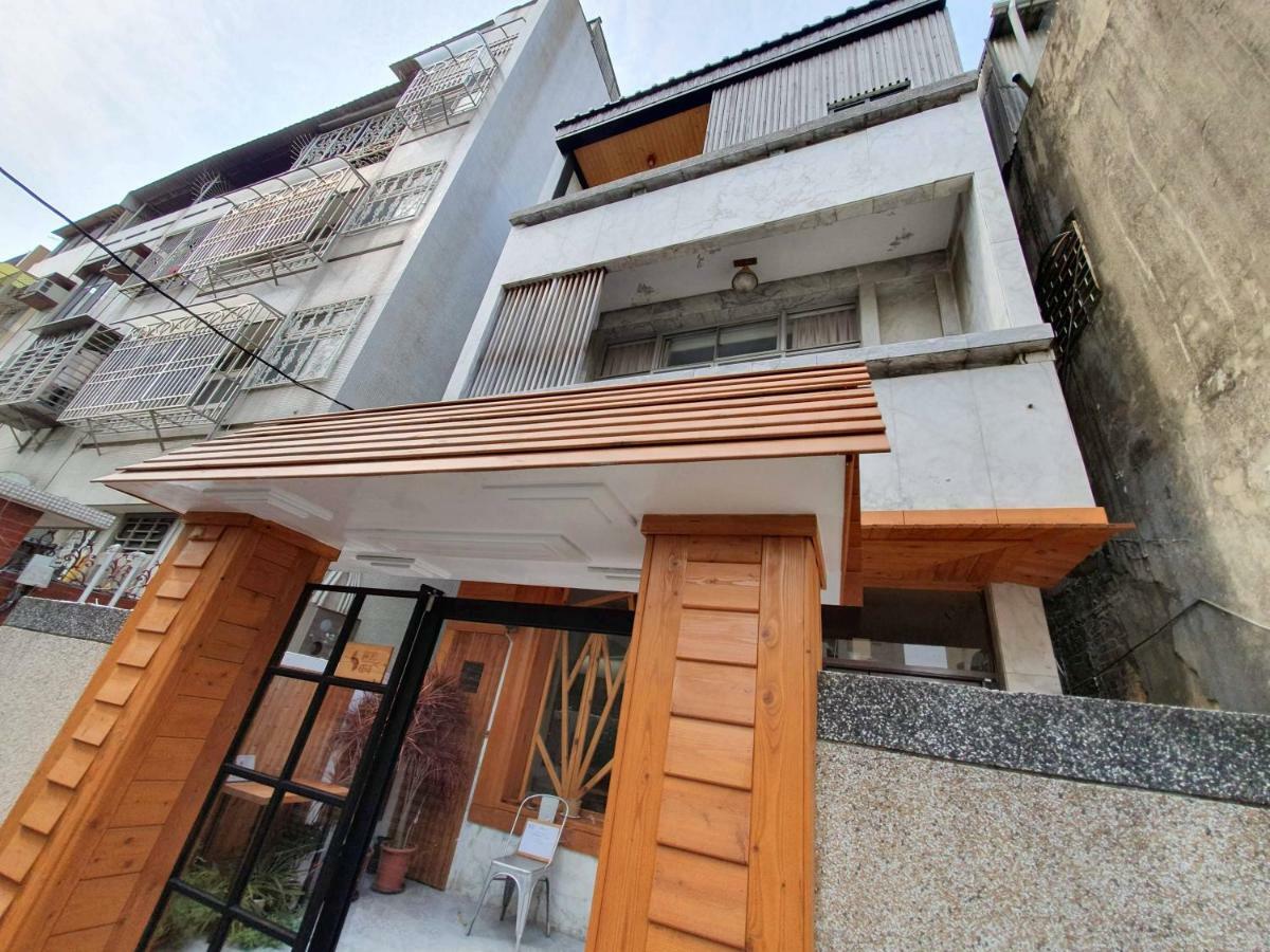 Bed and Breakfast Honey House Tainan Zewnętrze zdjęcie